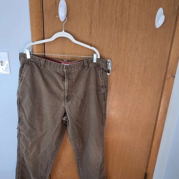 Vintage DOCKERS Men's Brown Pants SIZE 40. - Picture 1 of 7